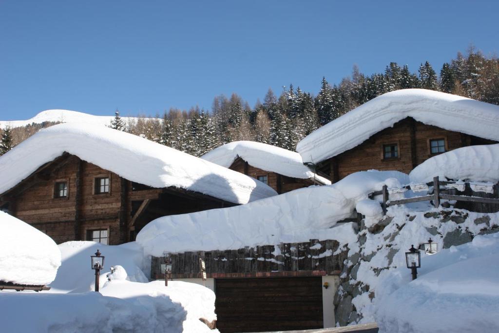 Park Chalet Village Ливиньо Экстерьер фото