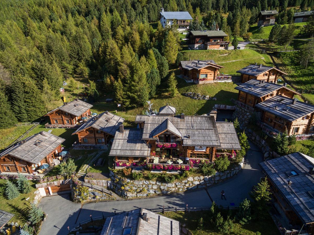 Park Chalet Village Ливиньо Экстерьер фото