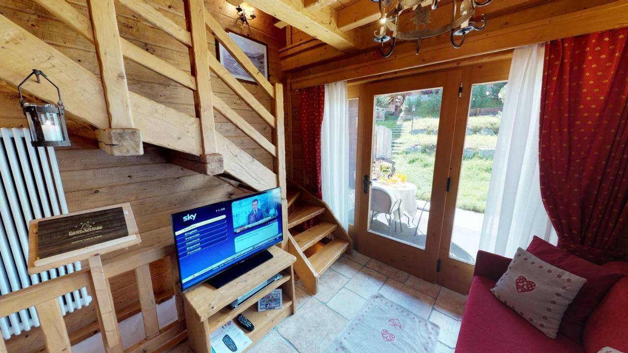 Park Chalet Village Ливиньо Экстерьер фото